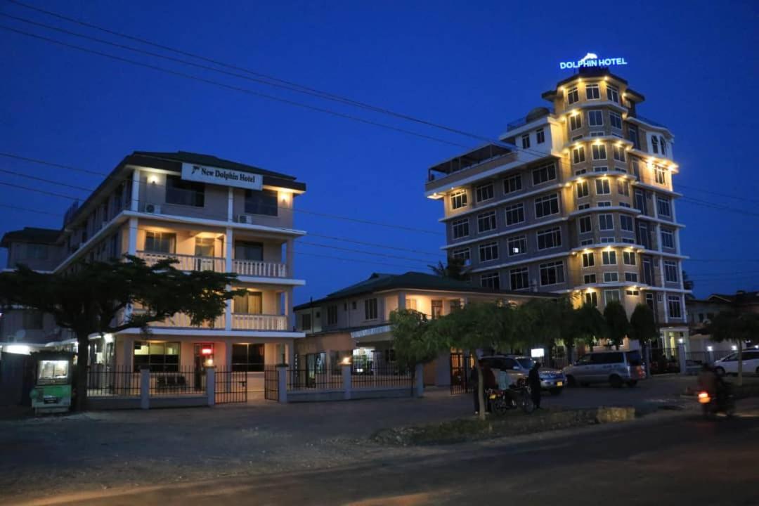 טאנגה Dolphin Hotel מראה חיצוני תמונה